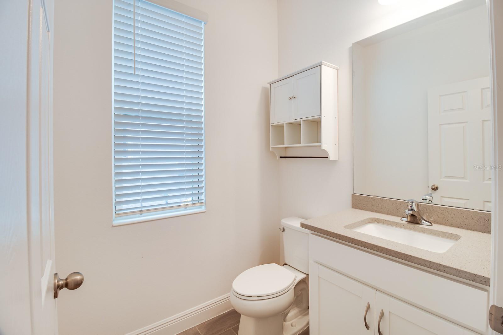 Image 16 of 41 For 1129 Blue Garden Drive