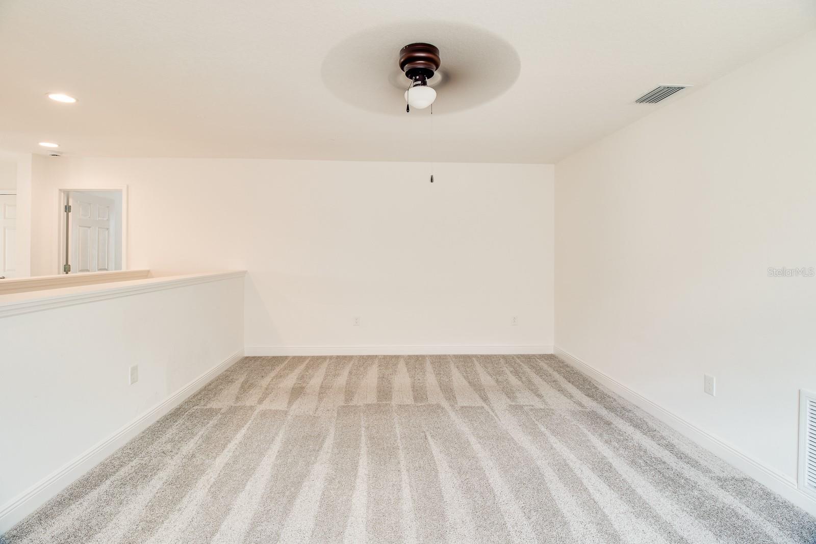 Image 20 of 41 For 1129 Blue Garden Drive