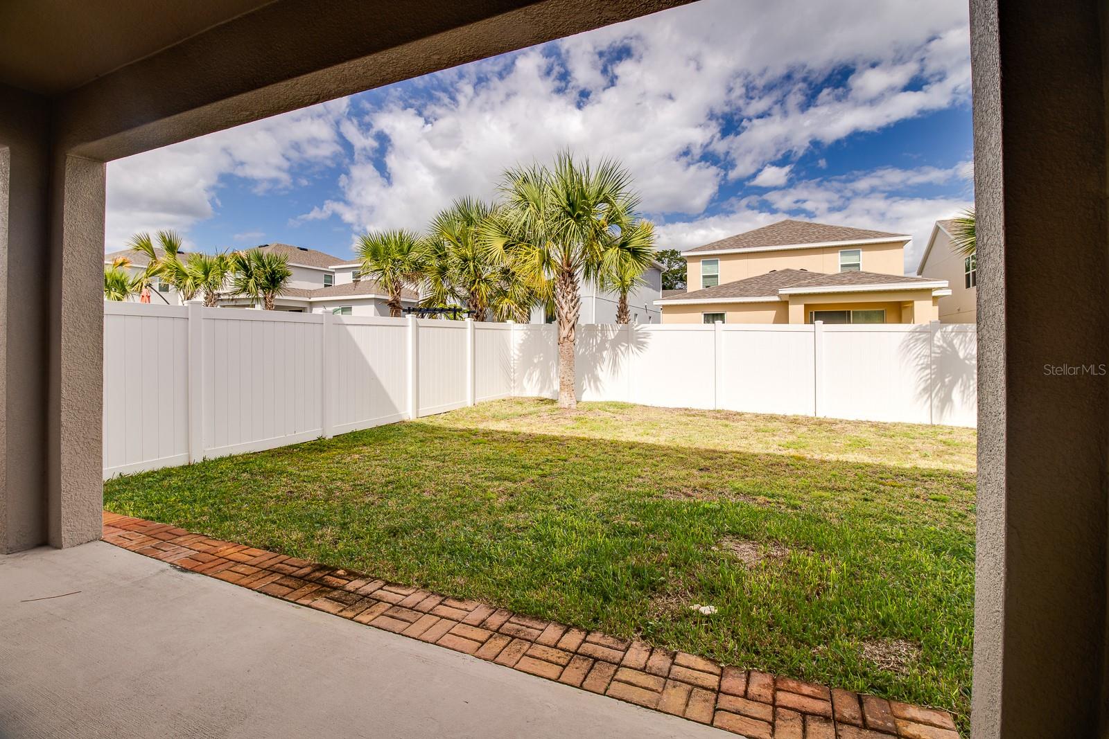 Image 31 of 41 For 1129 Blue Garden Drive