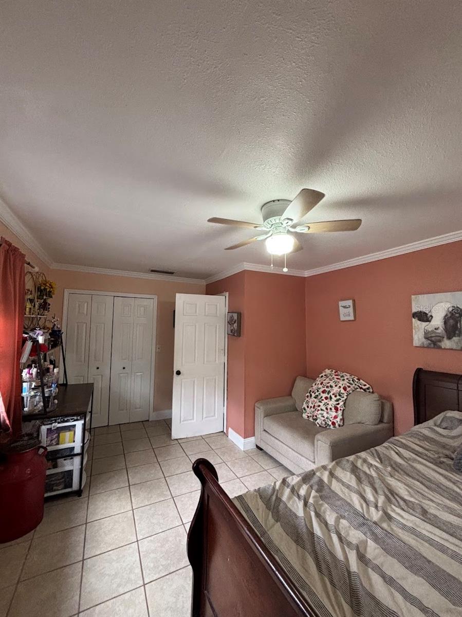 Image 24 of 31 For 1745 East Parkway