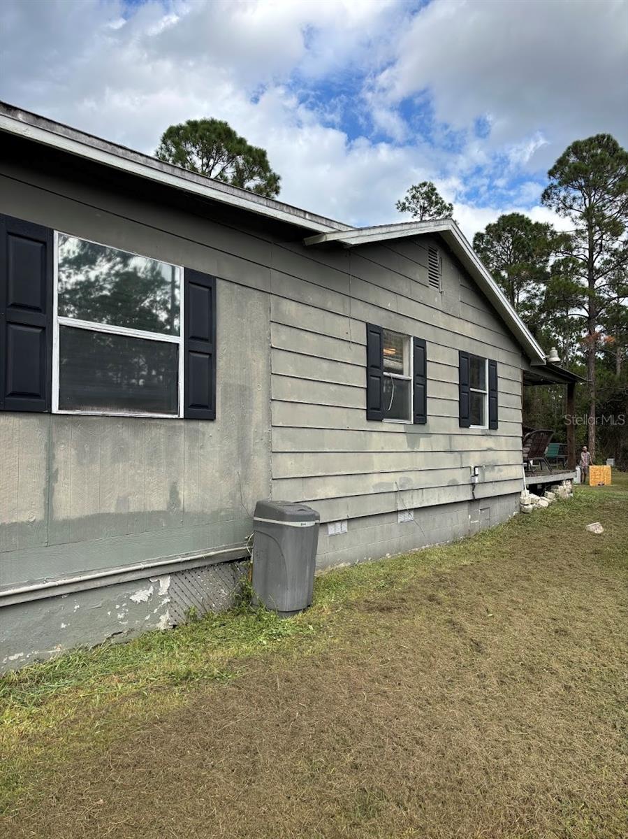 Image 26 of 31 For 1745 East Parkway