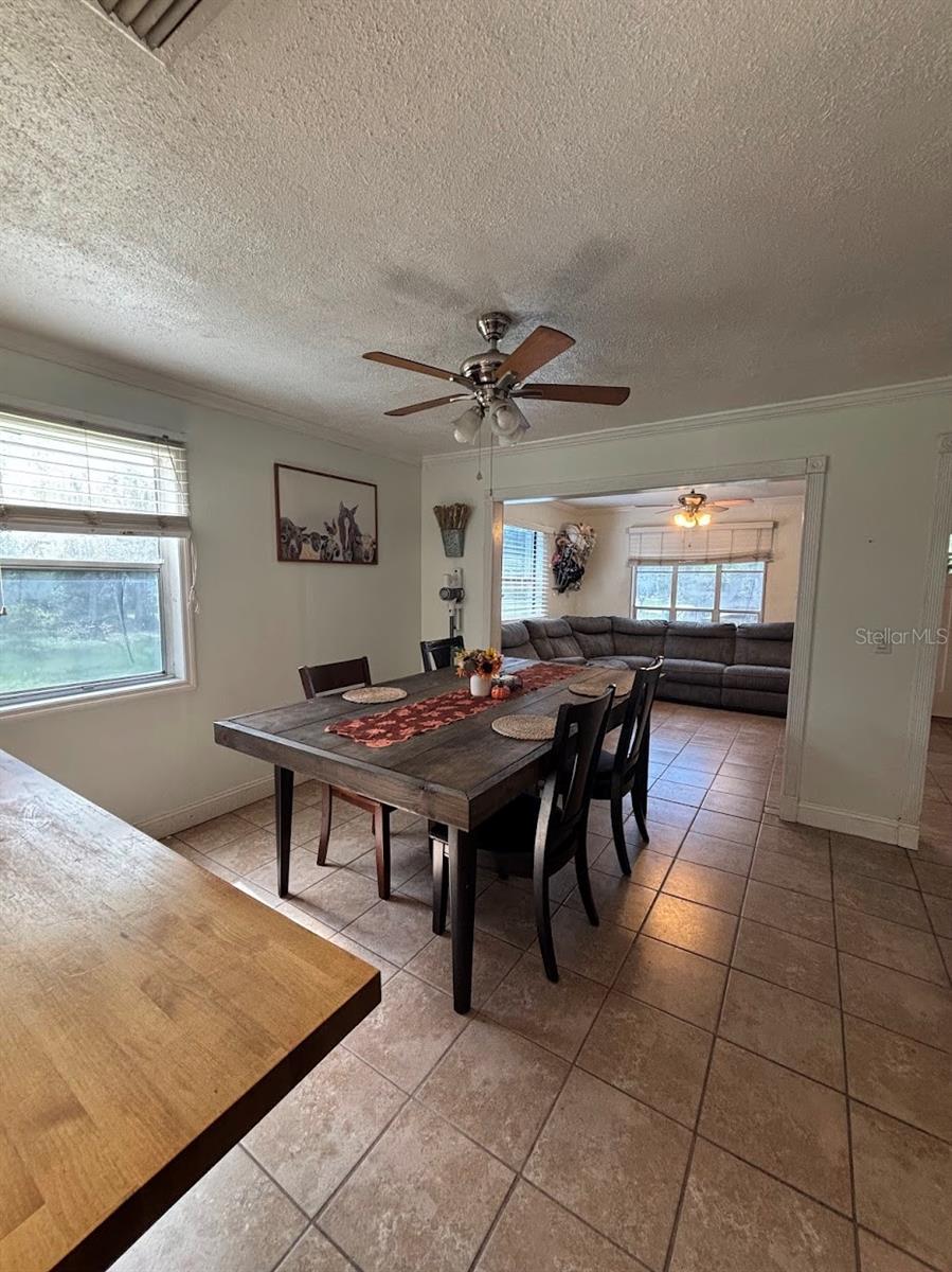 Image 5 of 31 For 1745 East Parkway