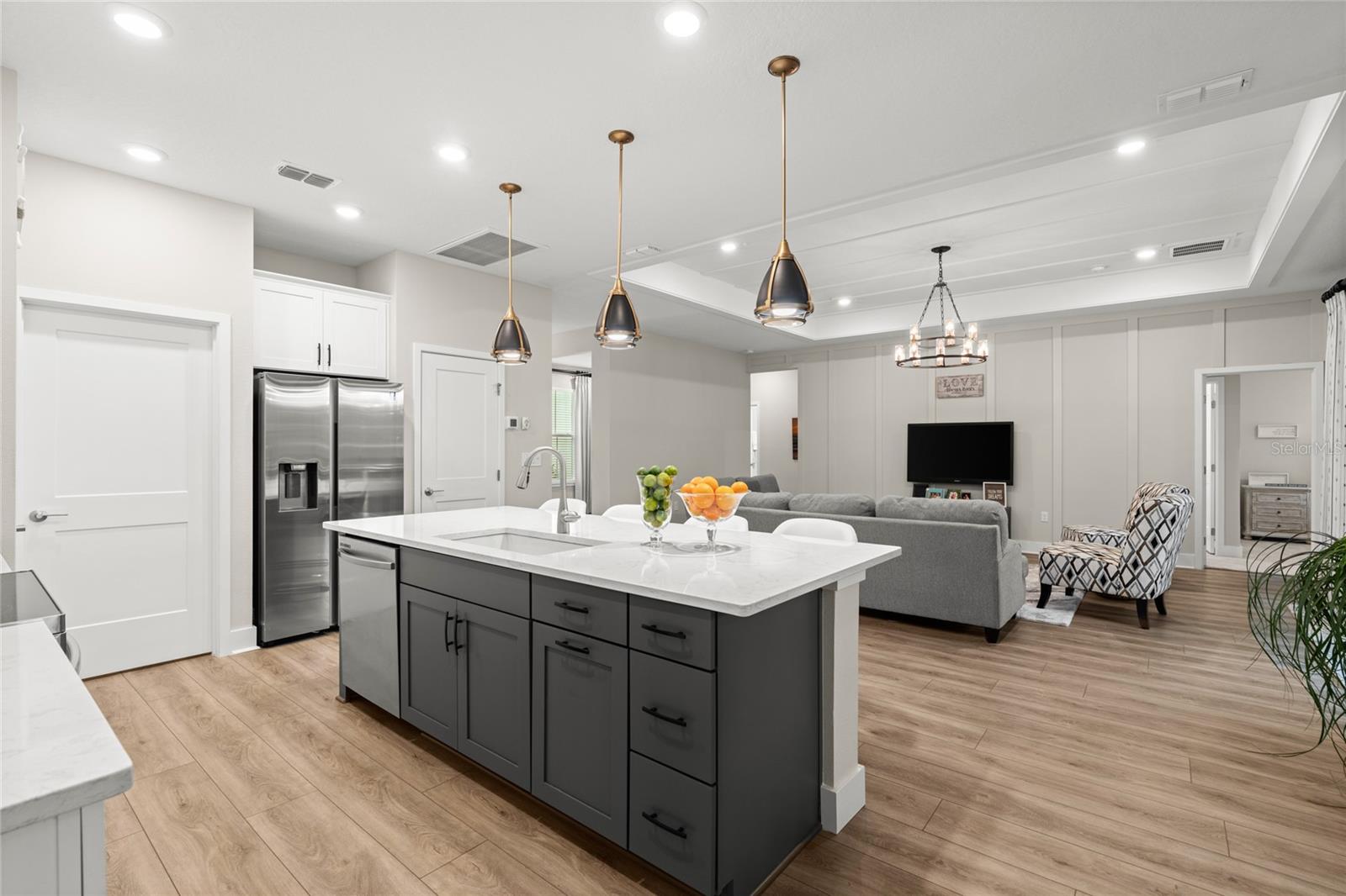 Image 12 of 41 For 3070 Silvermines Avenue