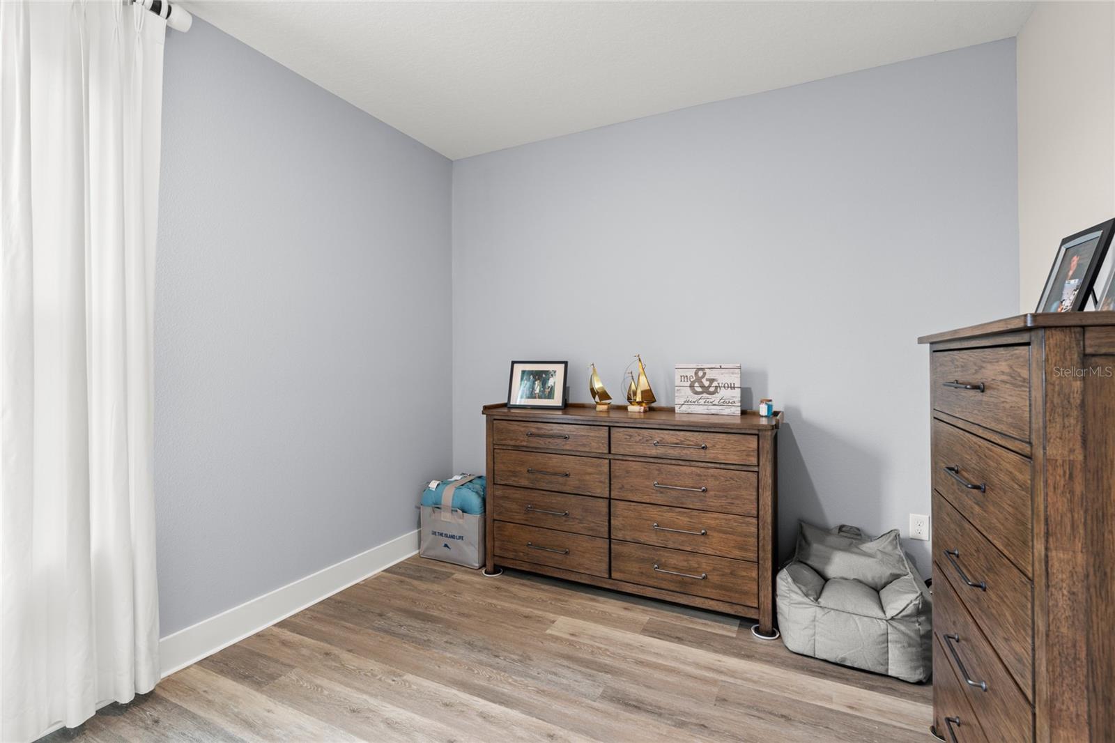 Image 21 of 41 For 3070 Silvermines Avenue