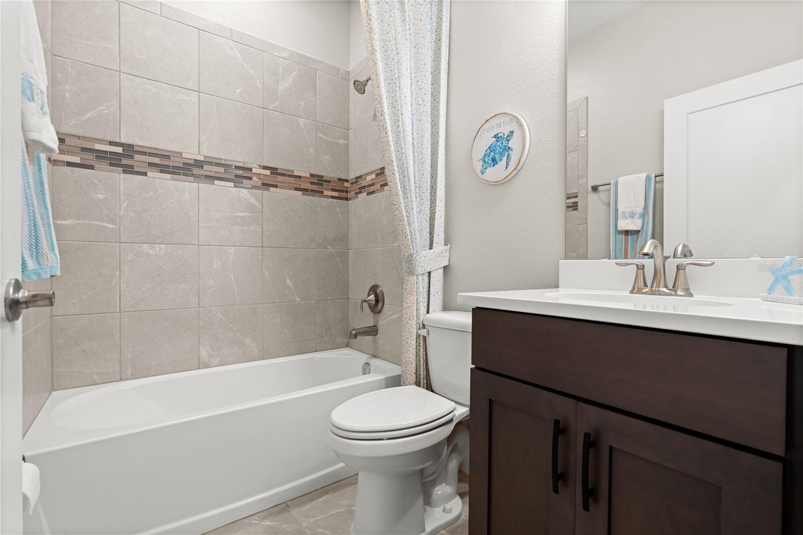 Image 23 of 41 For 3070 Silvermines Avenue