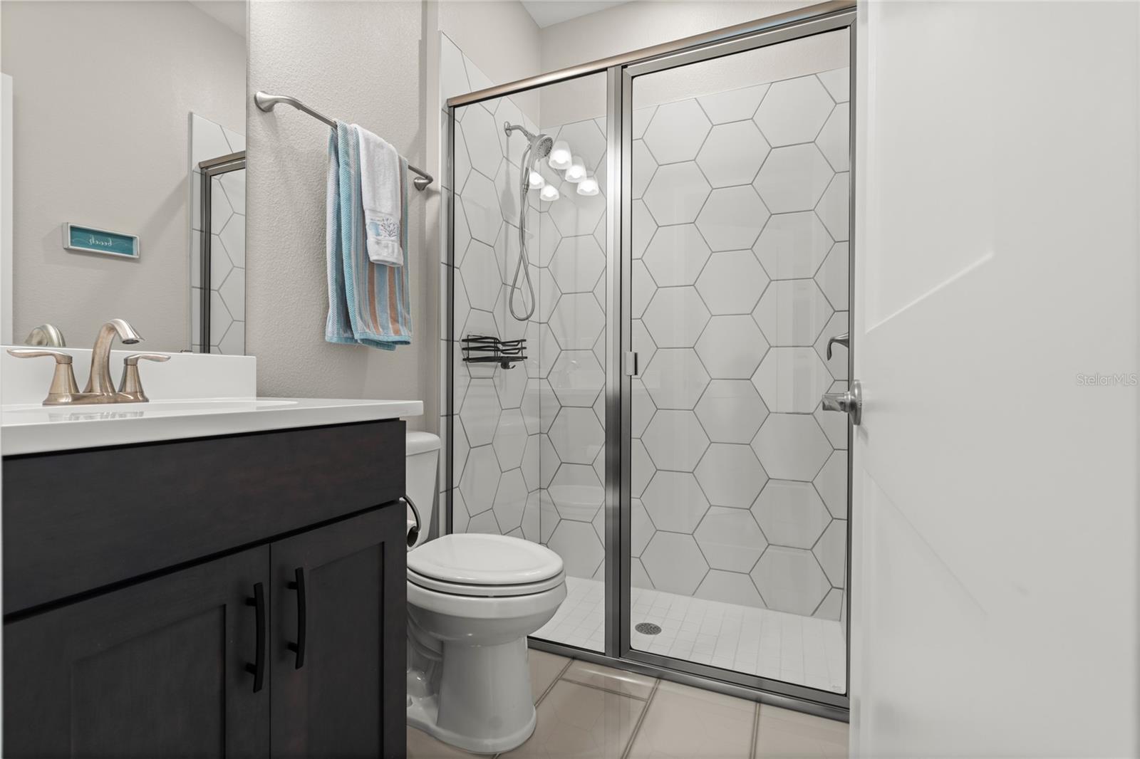 Image 29 of 41 For 3070 Silvermines Avenue