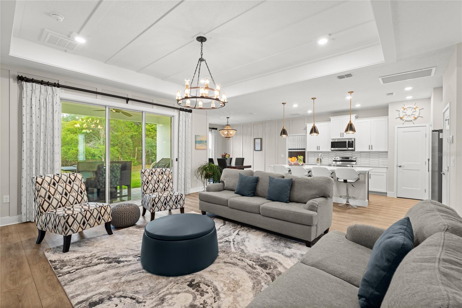 Image 7 of 41 For 3070 Silvermines Avenue