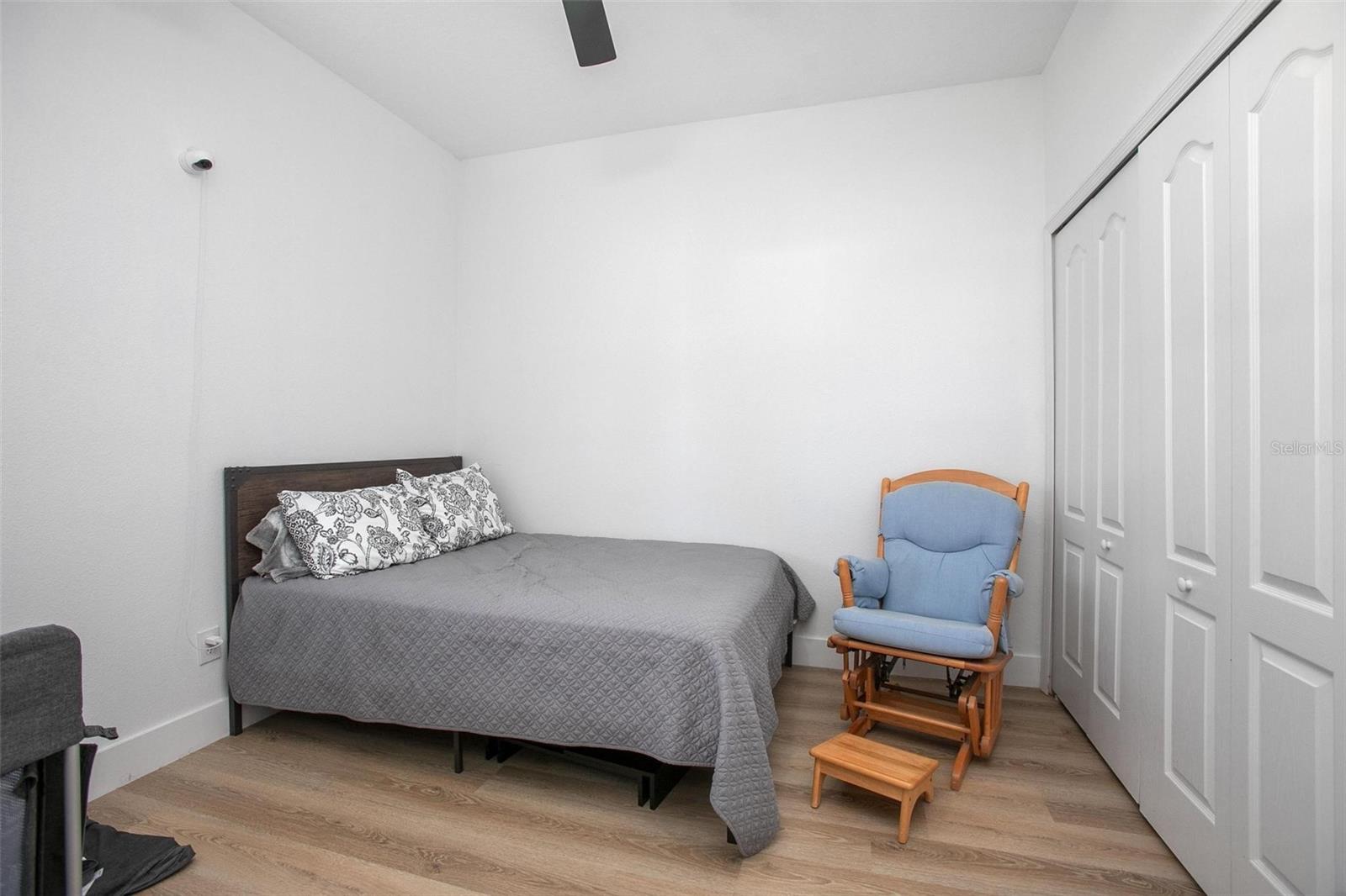 Image 14 of 39 For 408 Kays Landing Drive