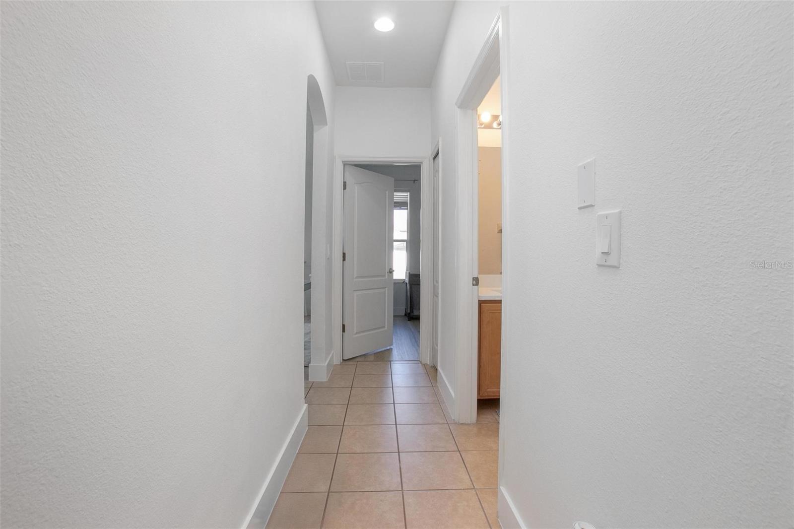 Image 18 of 39 For 408 Kays Landing Drive