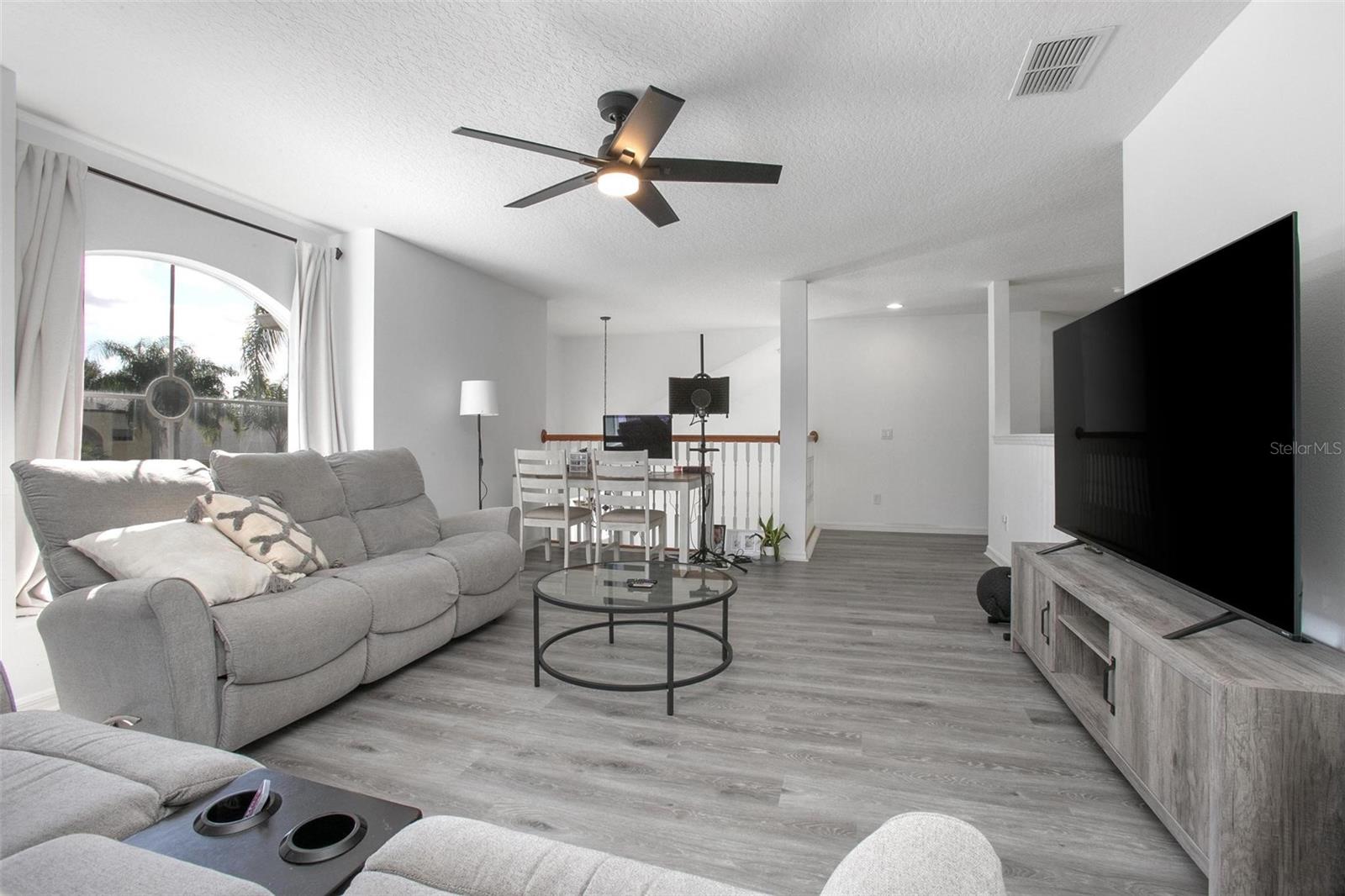 Image 22 of 39 For 408 Kays Landing Drive