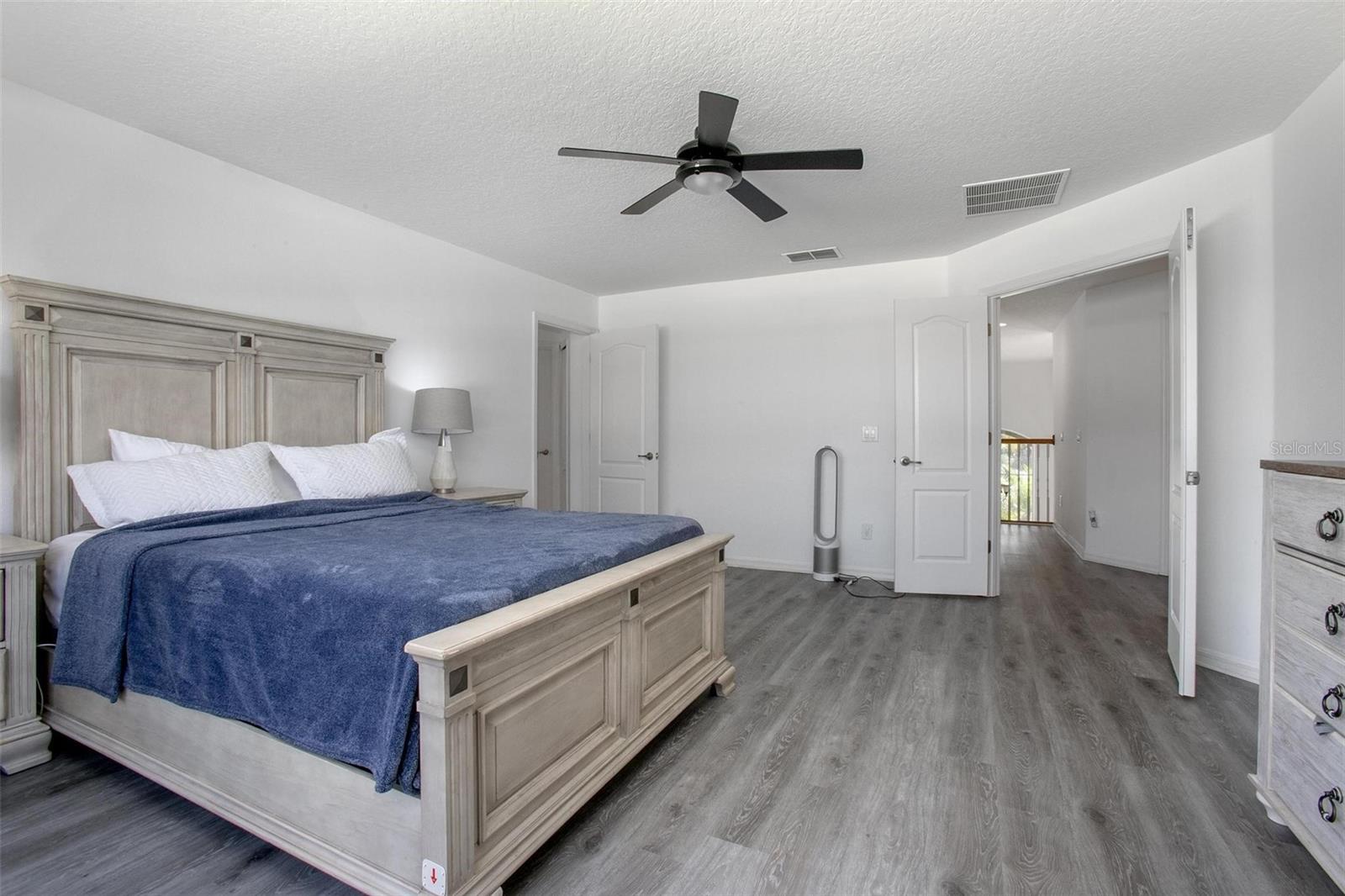 Image 23 of 39 For 408 Kays Landing Drive