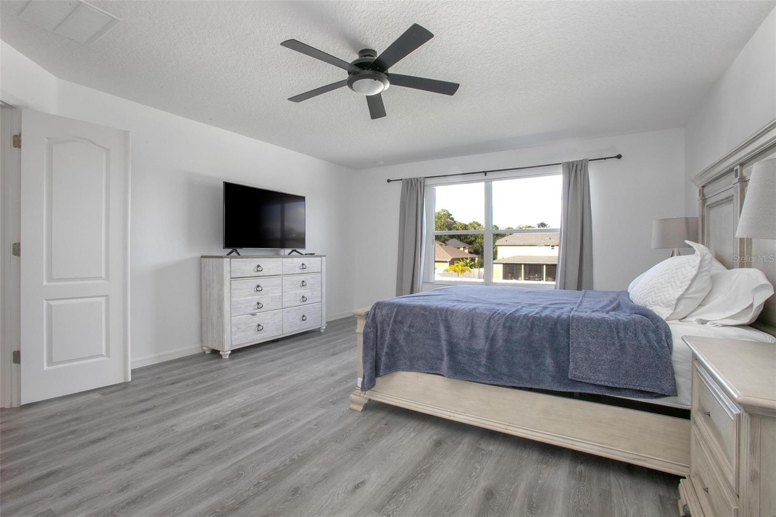 Image 25 of 39 For 408 Kays Landing Drive