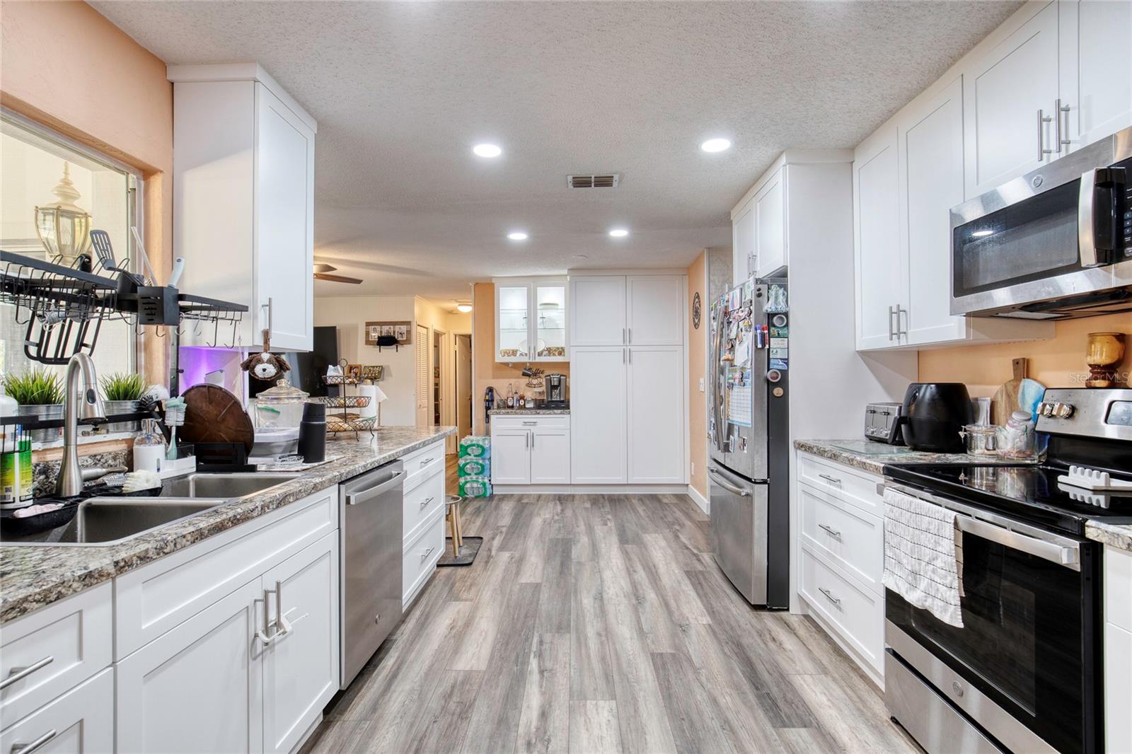 Image 13 of 35 For 45 Nightingale Lane