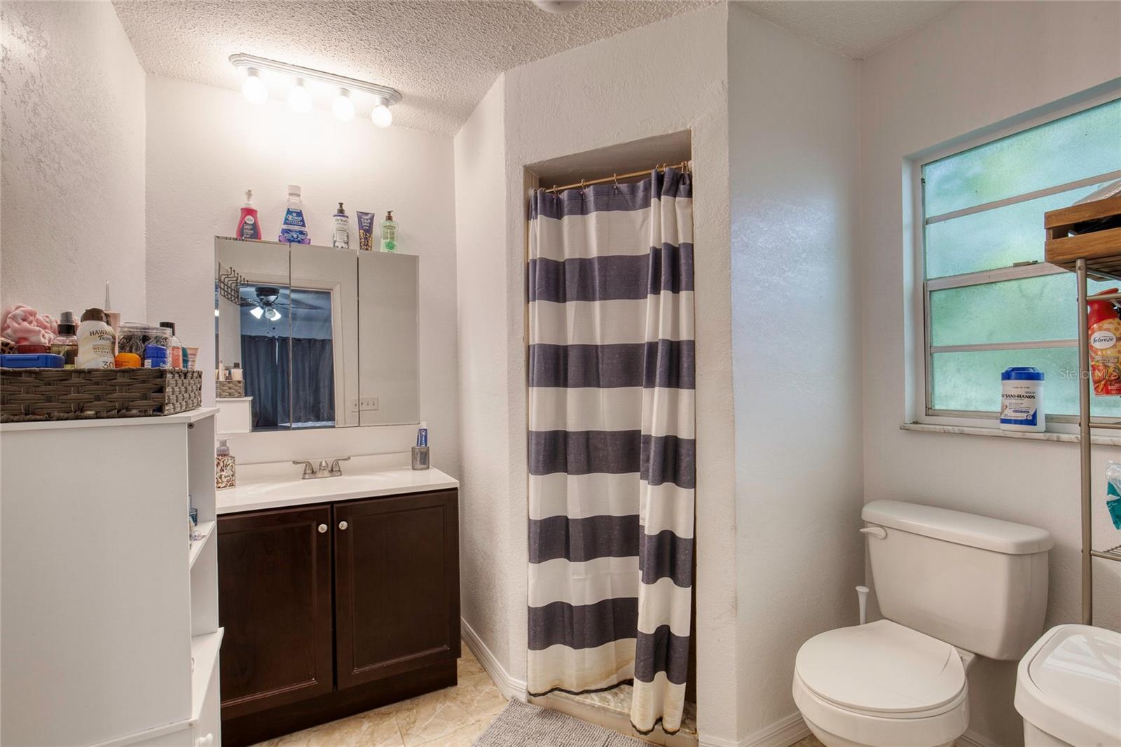 Image 22 of 35 For 45 Nightingale Lane