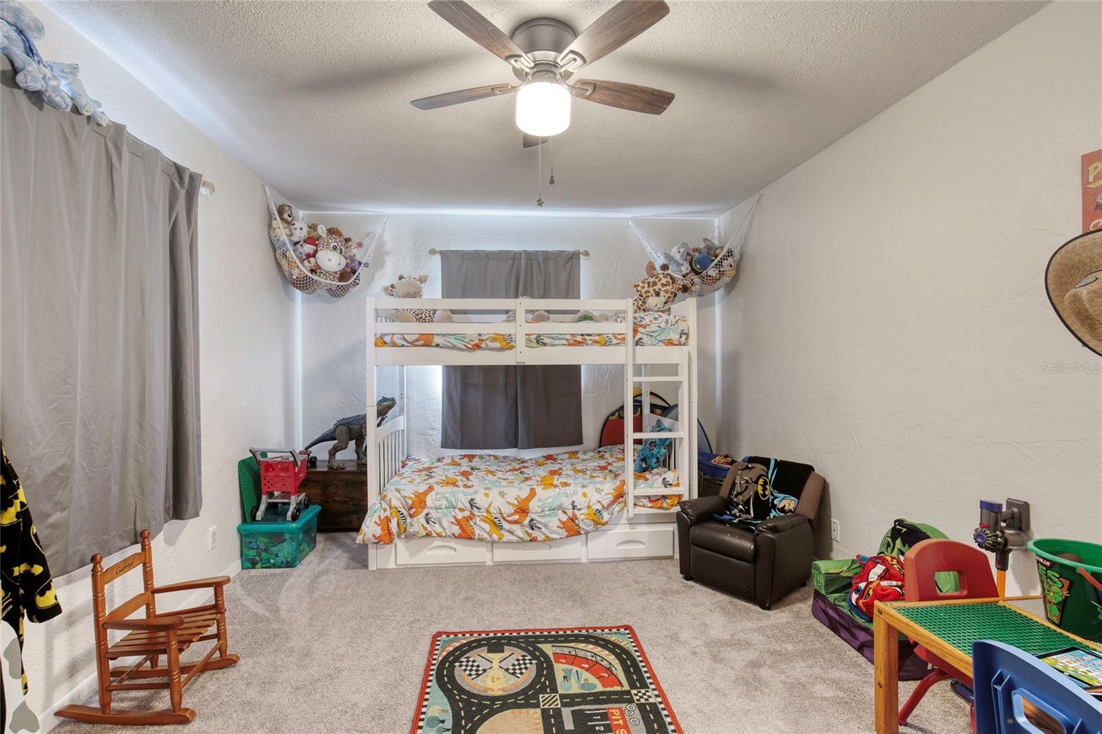 Image 24 of 35 For 45 Nightingale Lane