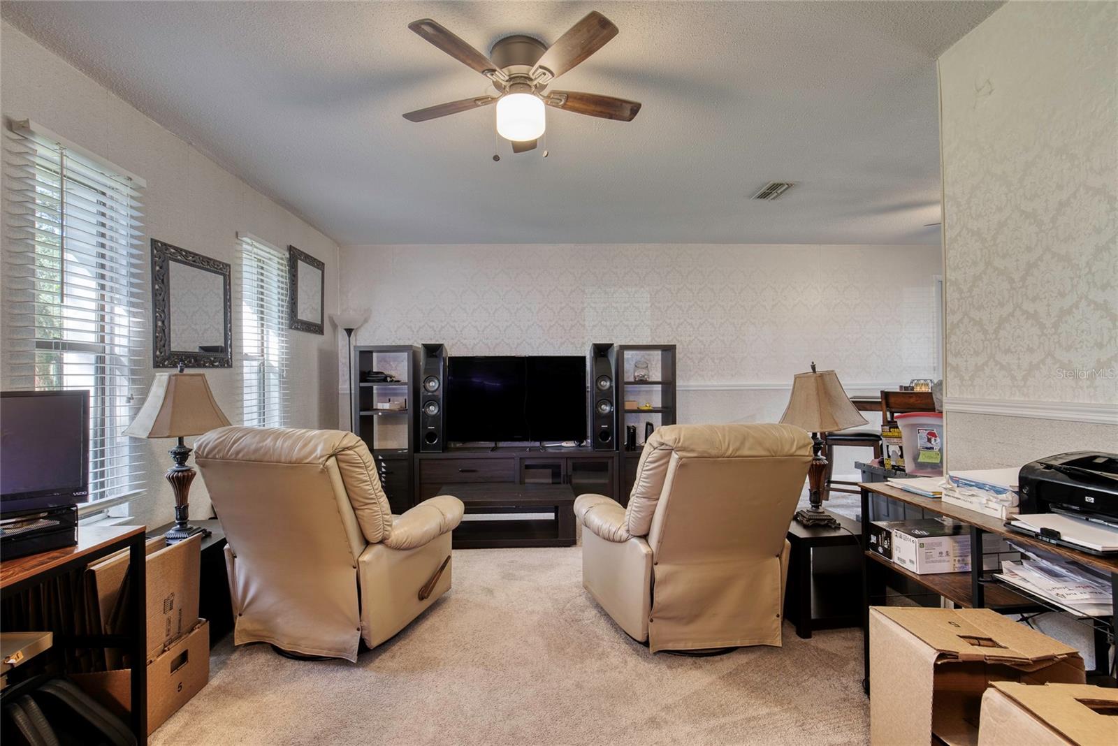 Image 7 of 35 For 45 Nightingale Lane