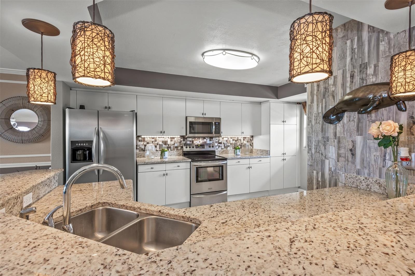 Image 15 of 46 For 533 Marina Point Drive 5330