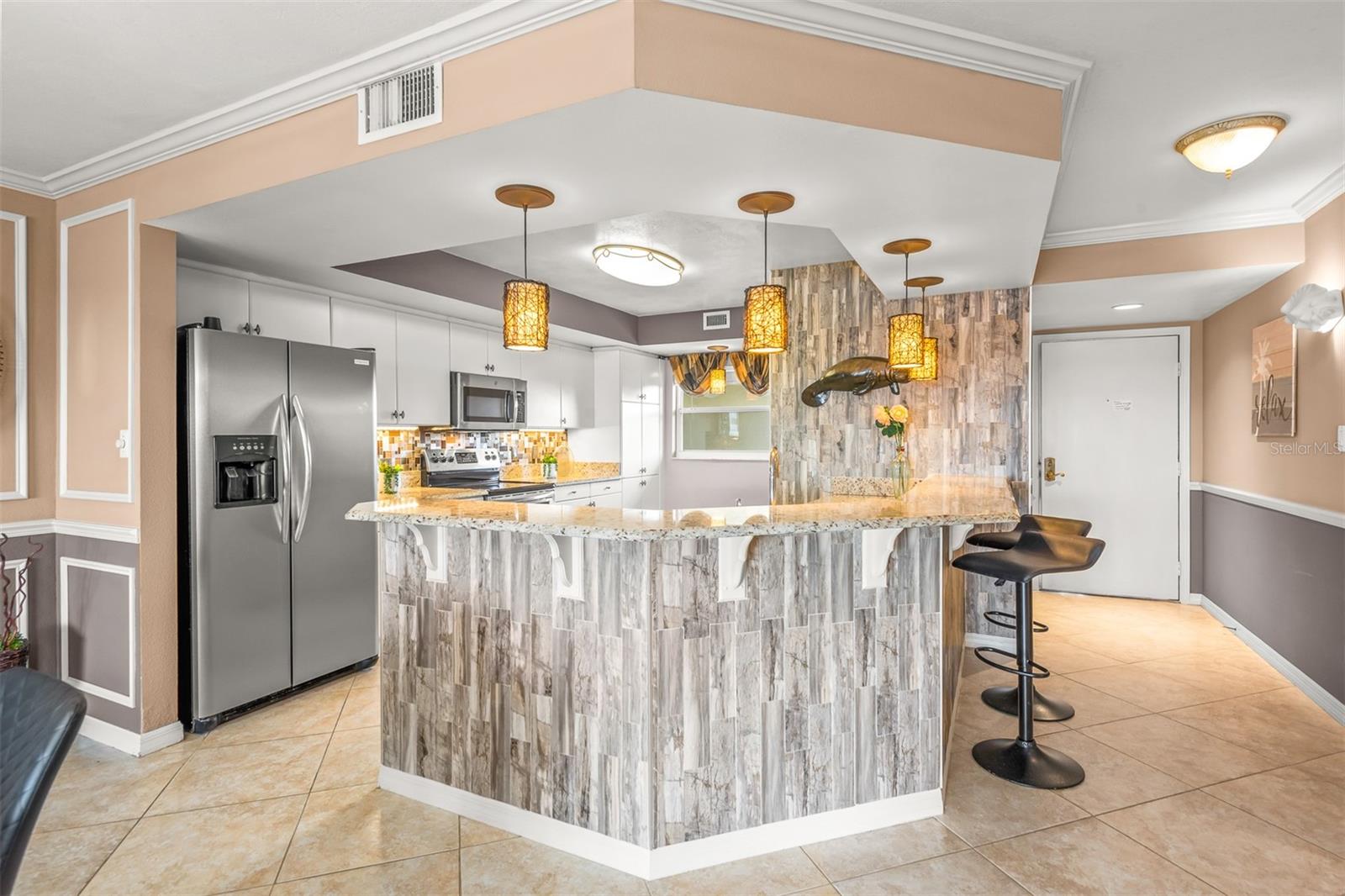 Image 16 of 46 For 533 Marina Point Drive 5330