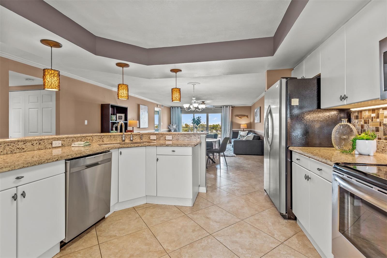 Image 19 of 46 For 533 Marina Point Drive 5330