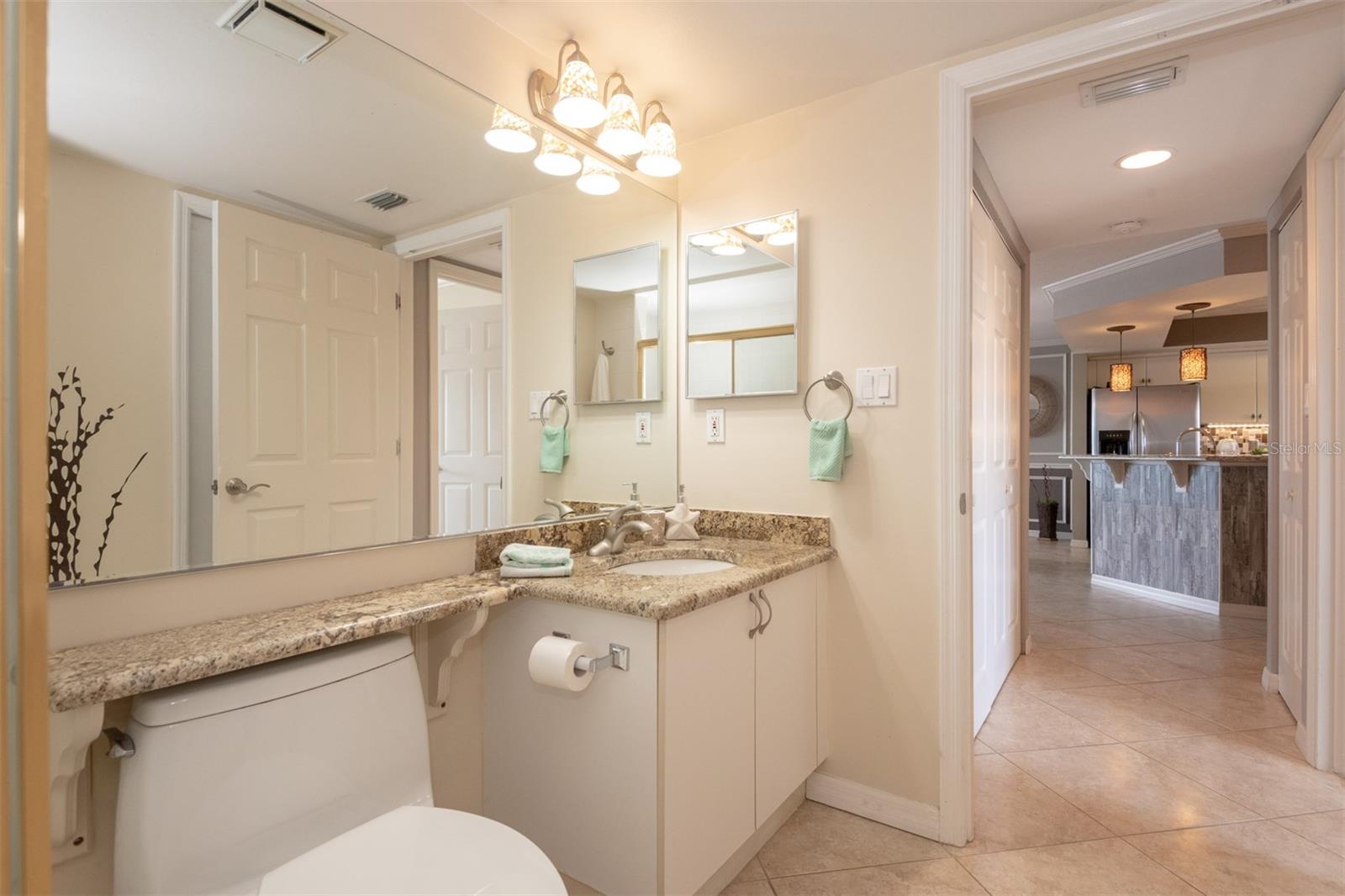 Image 34 of 46 For 533 Marina Point Drive 5330