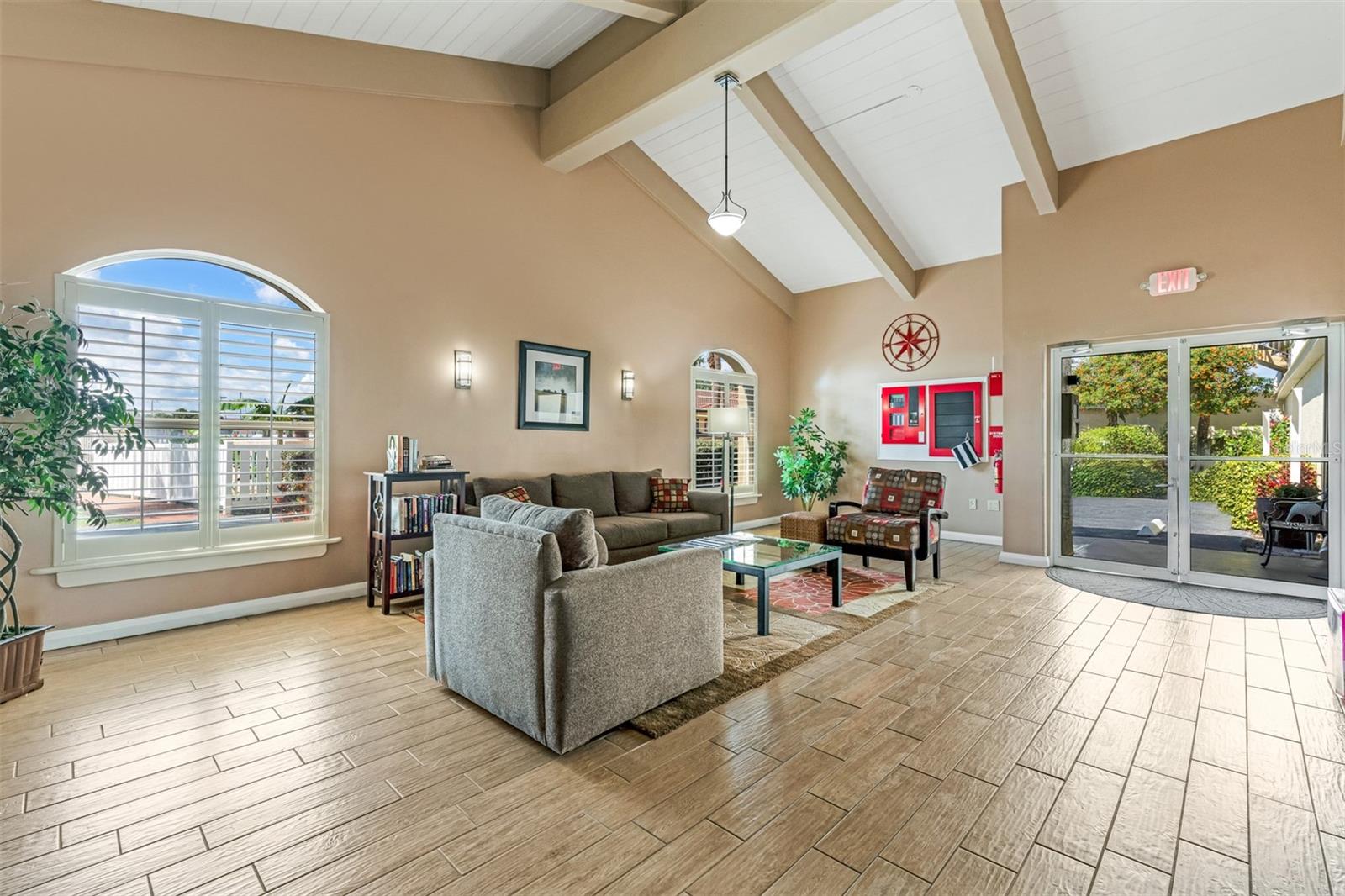 Image 37 of 46 For 533 Marina Point Drive 5330