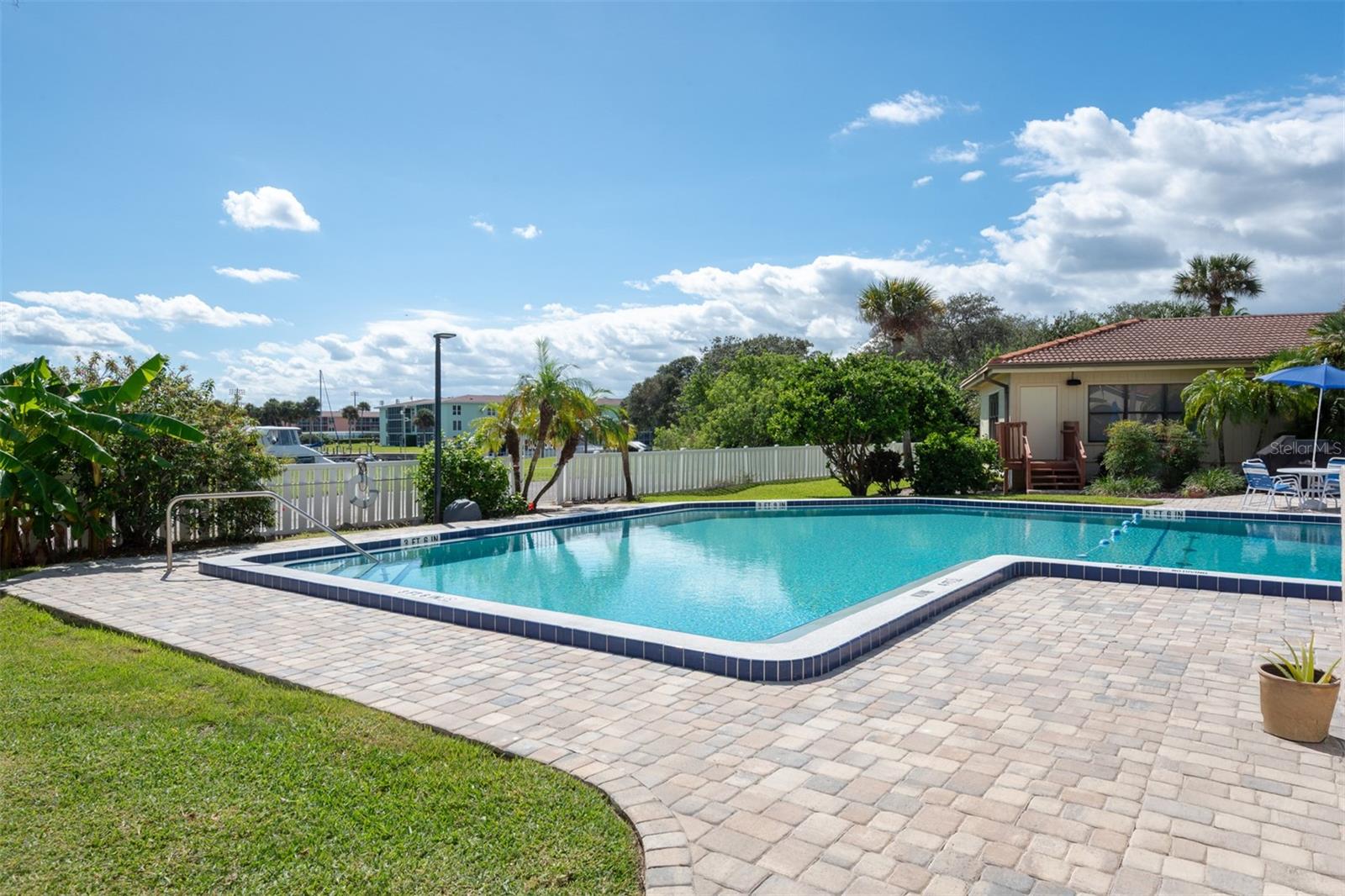 Image 40 of 46 For 533 Marina Point Drive 5330