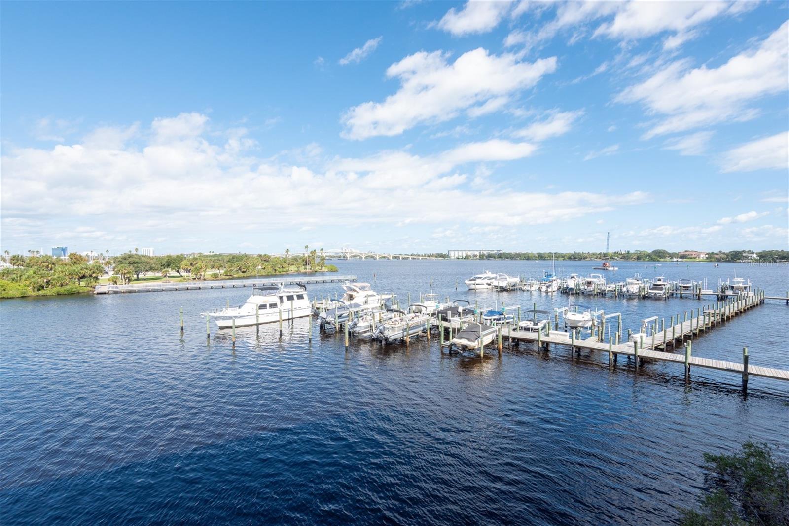 Image 8 of 46 For 533 Marina Point Drive 5330