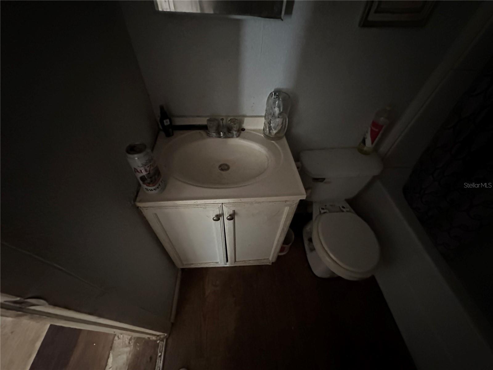 Image 11 of 26 For 510 Lee Street