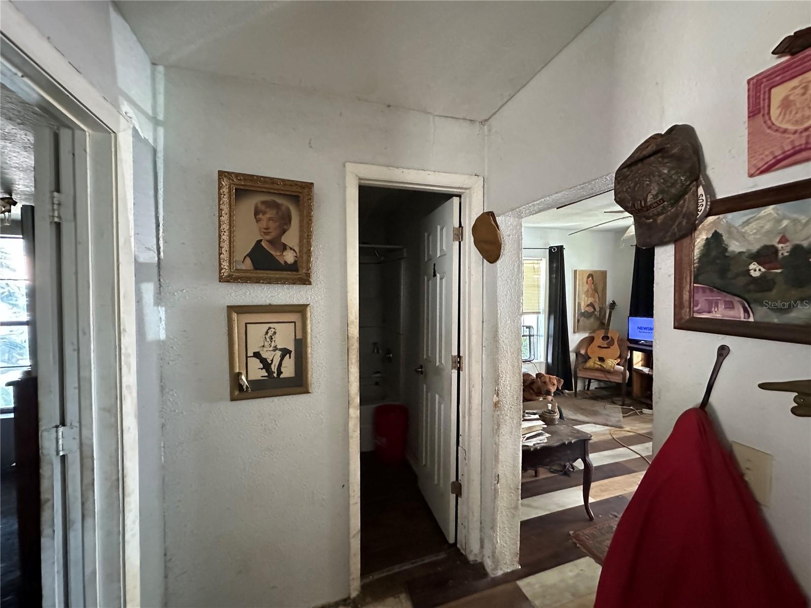 Image 16 of 26 For 510 Lee Street