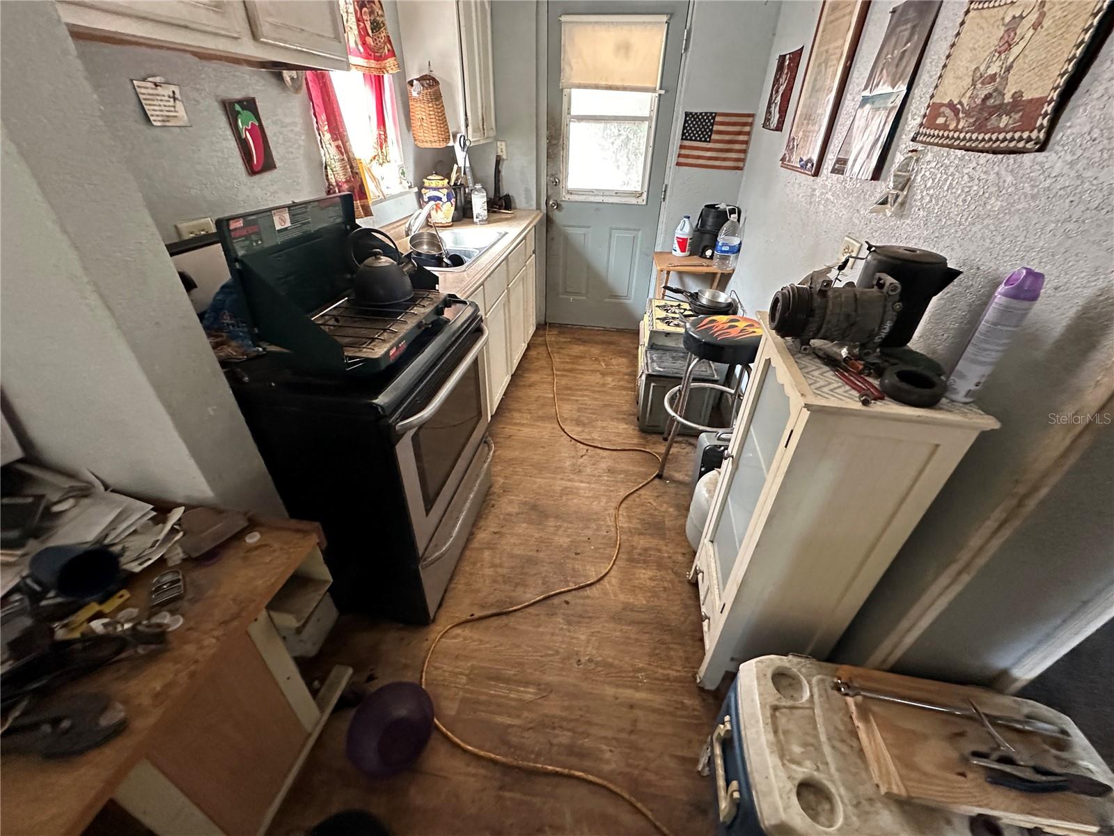 Image 20 of 26 For 510 Lee Street