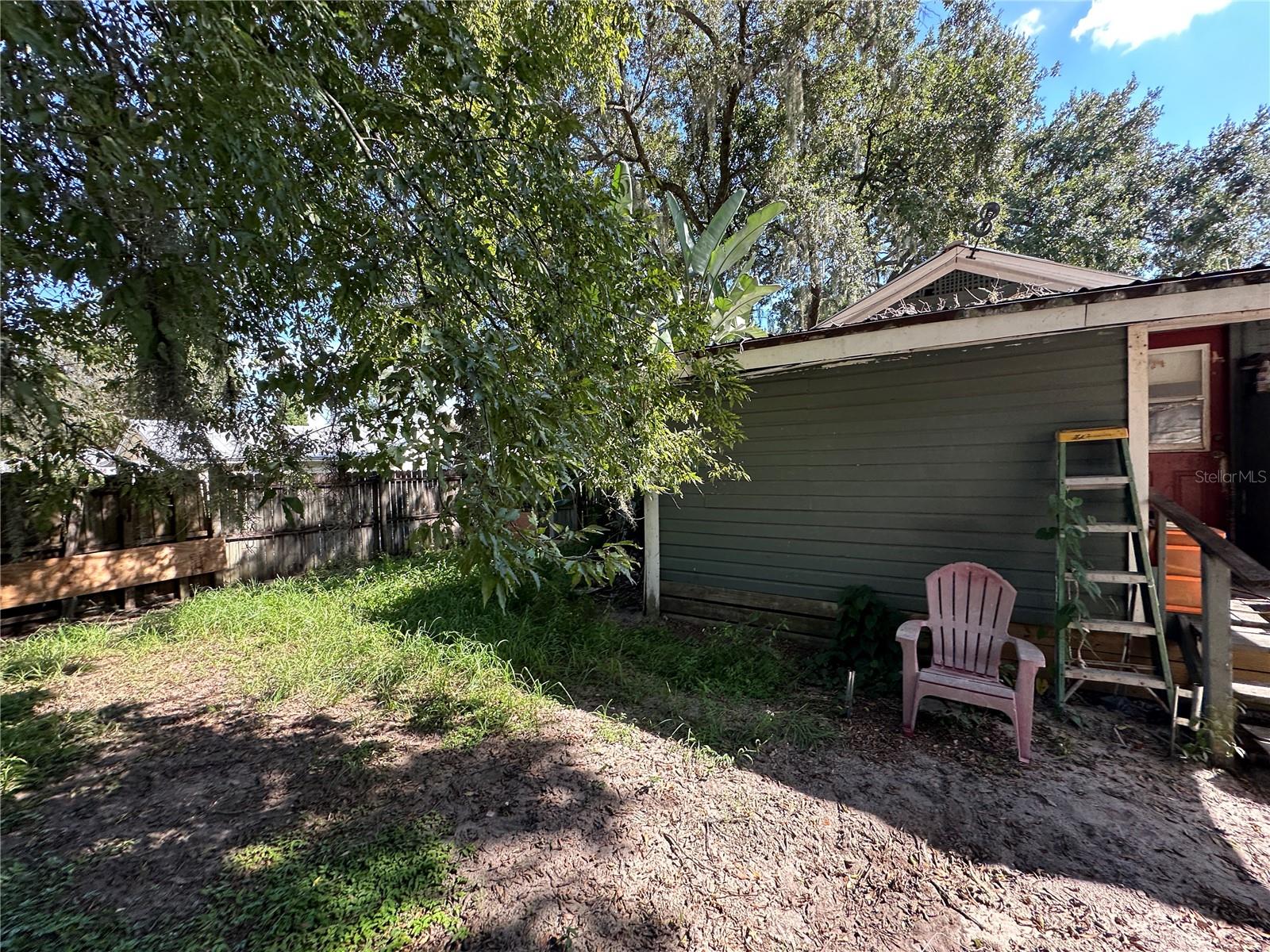 Image 5 of 26 For 510 Lee Street