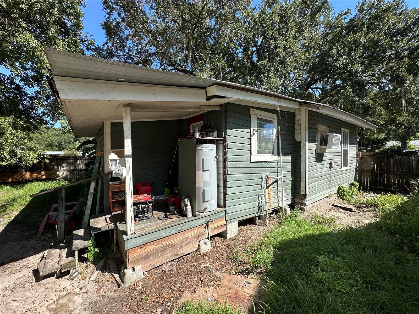 Image 7 of 26 For 510 Lee Street