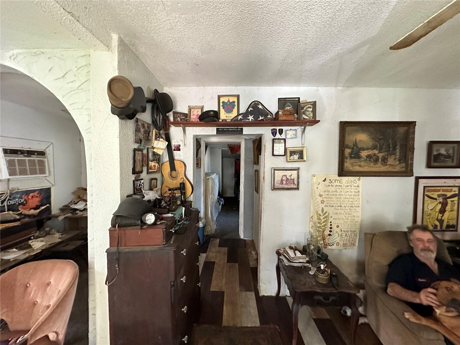 Image 8 of 26 For 510 Lee Street