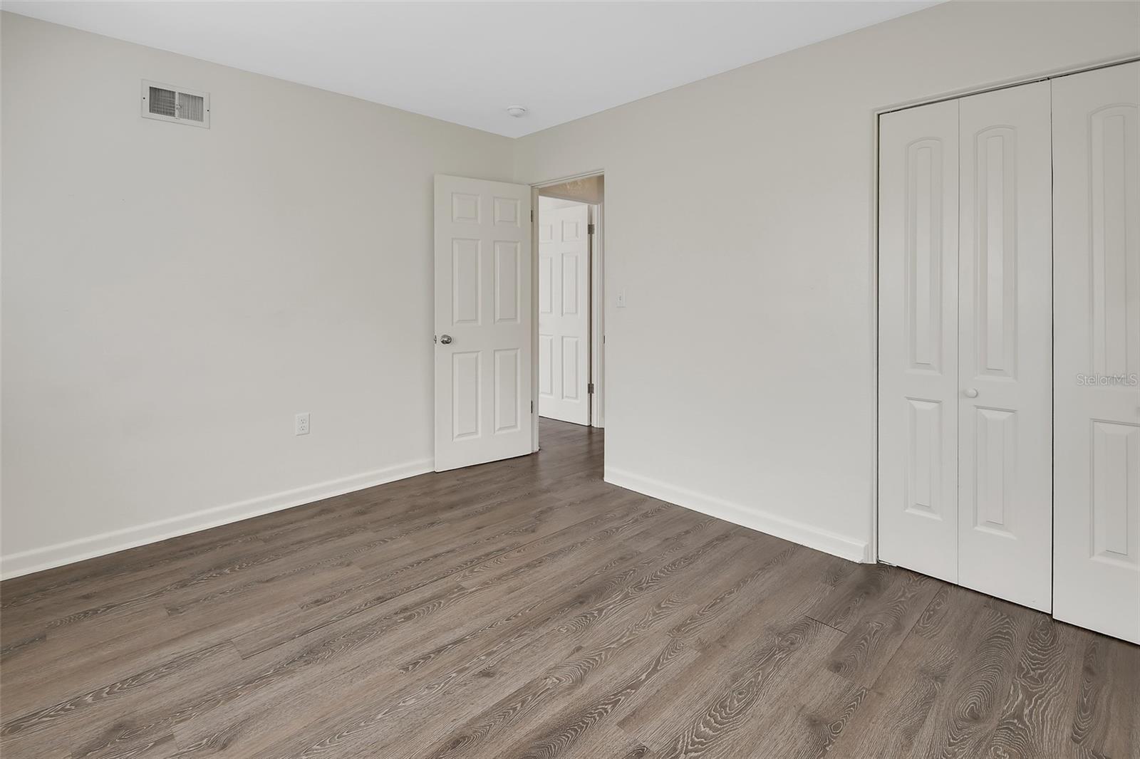 Image 15 of 42 For 1405 Talton Avenue