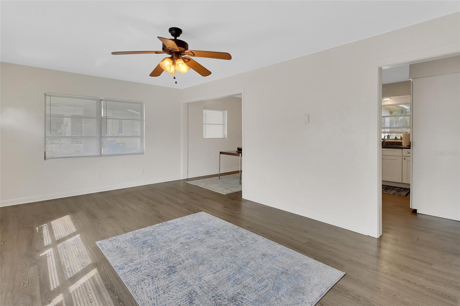 Image 18 of 42 For 1405 Talton Avenue