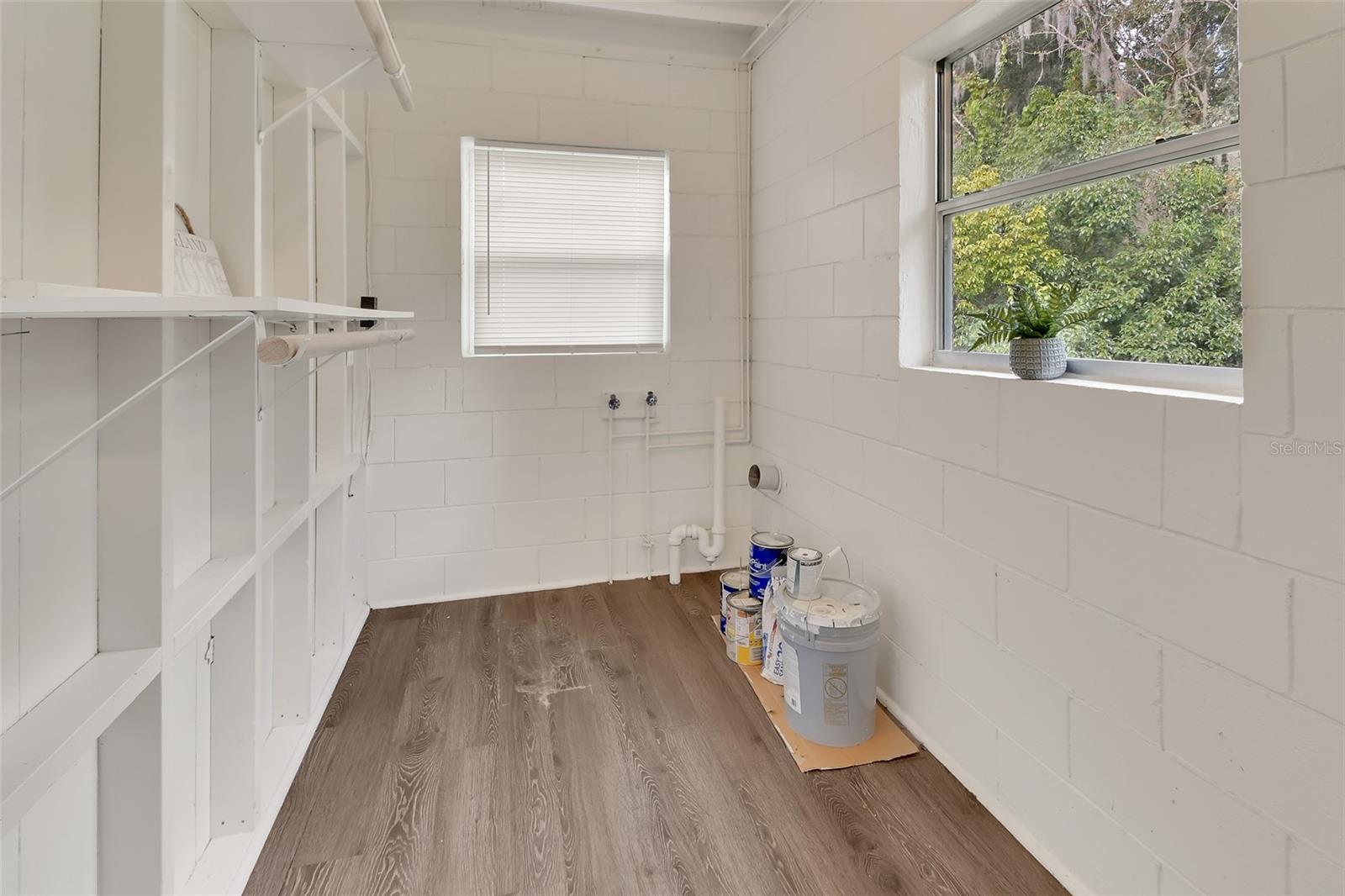 Image 25 of 42 For 1405 Talton Avenue