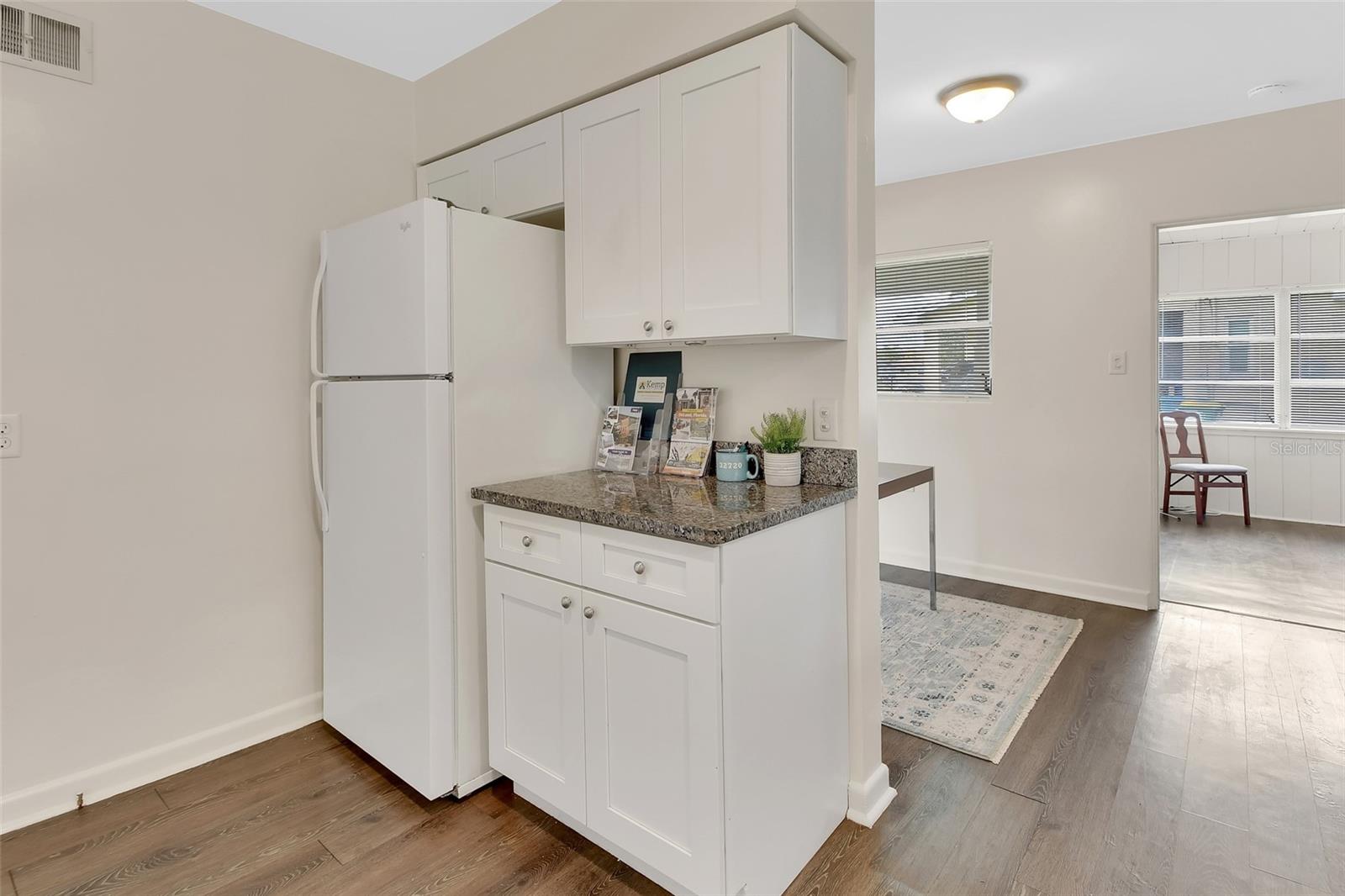 Image 7 of 42 For 1405 Talton Avenue