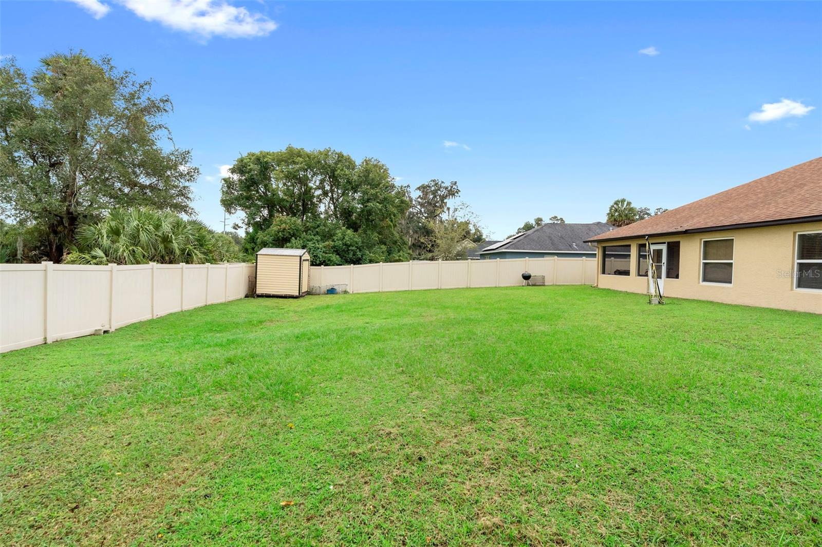 Image 22 of 28 For 641 Rhodes Drive