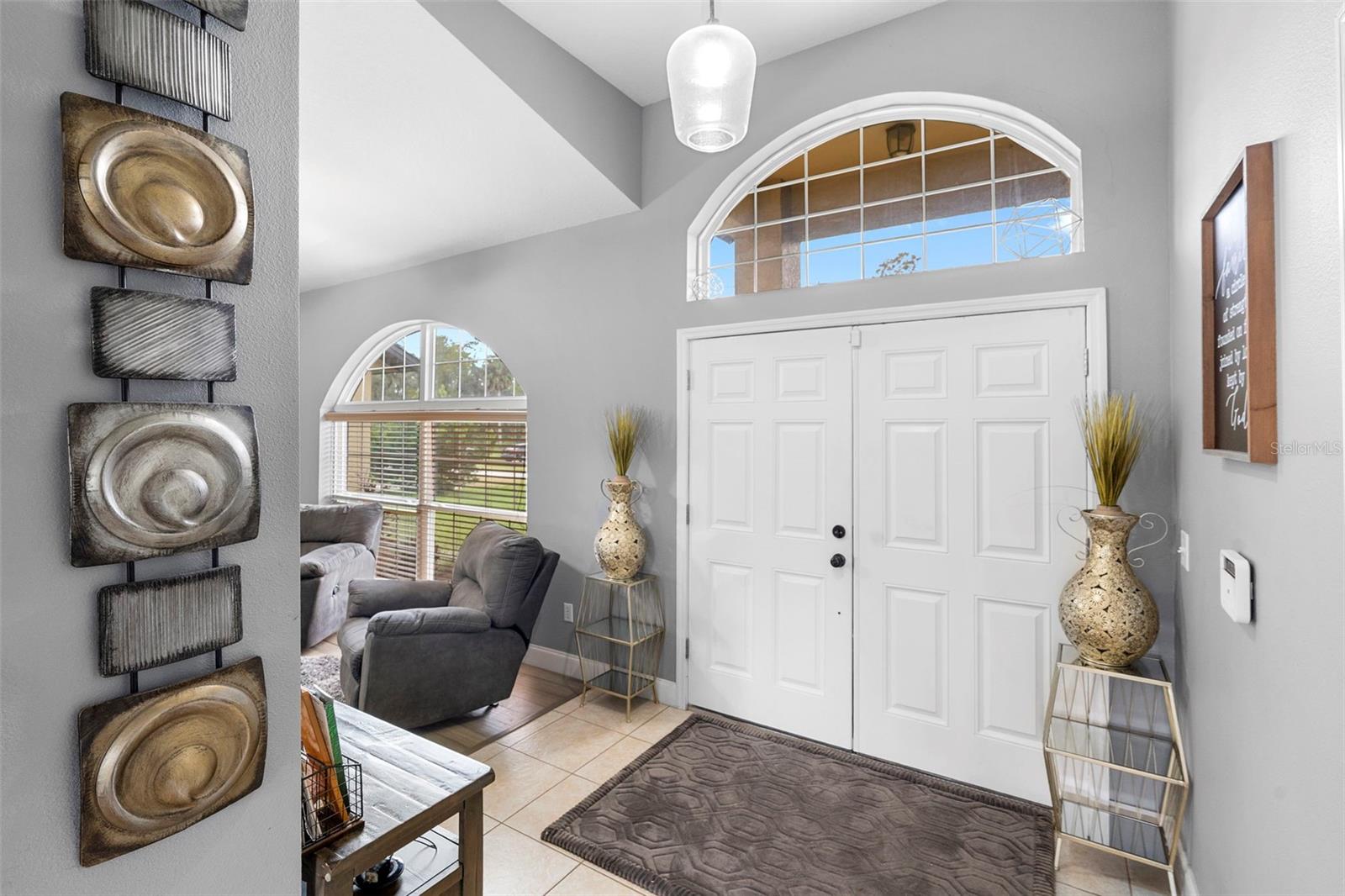 Image 4 of 28 For 641 Rhodes Drive