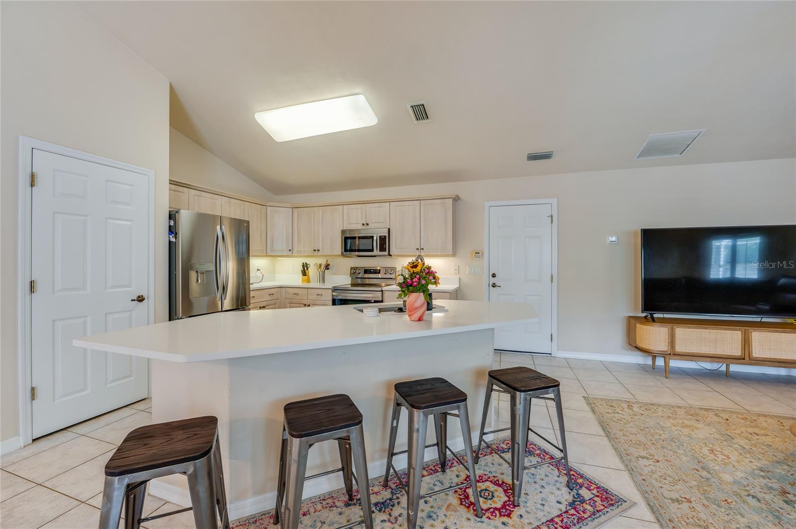 Image 13 of 48 For 4241 Hidden Lake Drive