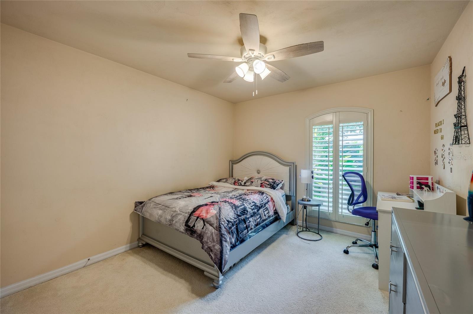 Image 27 of 48 For 4241 Hidden Lake Drive