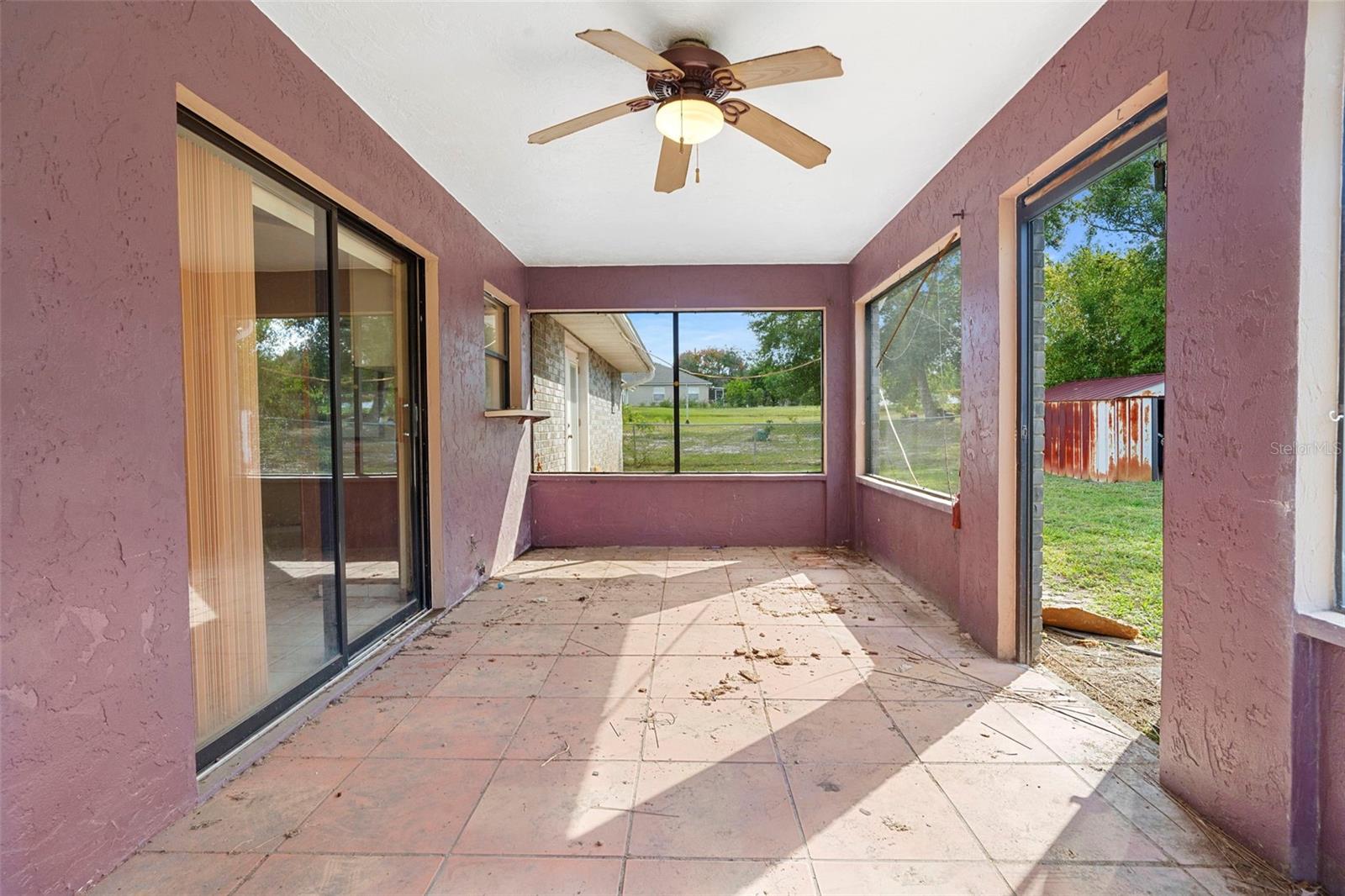 Image 18 of 47 For 1984 Paris Avenue