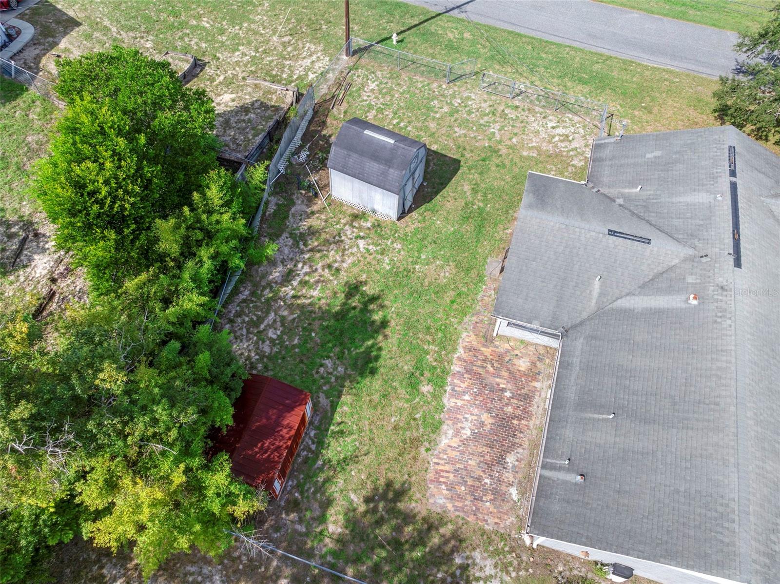 Image 40 of 47 For 1984 Paris Avenue