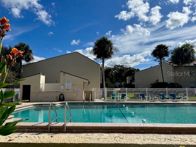 Image 3 of 8 For 100 Kentucky Avenue J-101