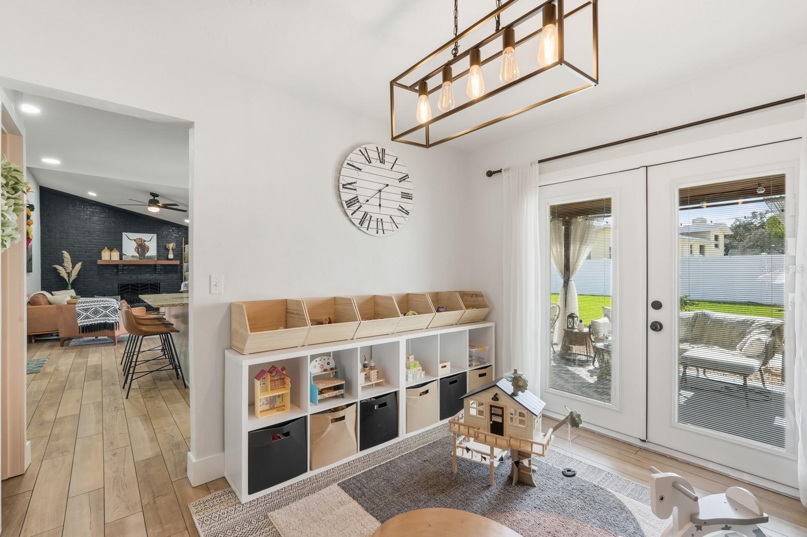 Image 13 of 59 For 715 Kristina Court