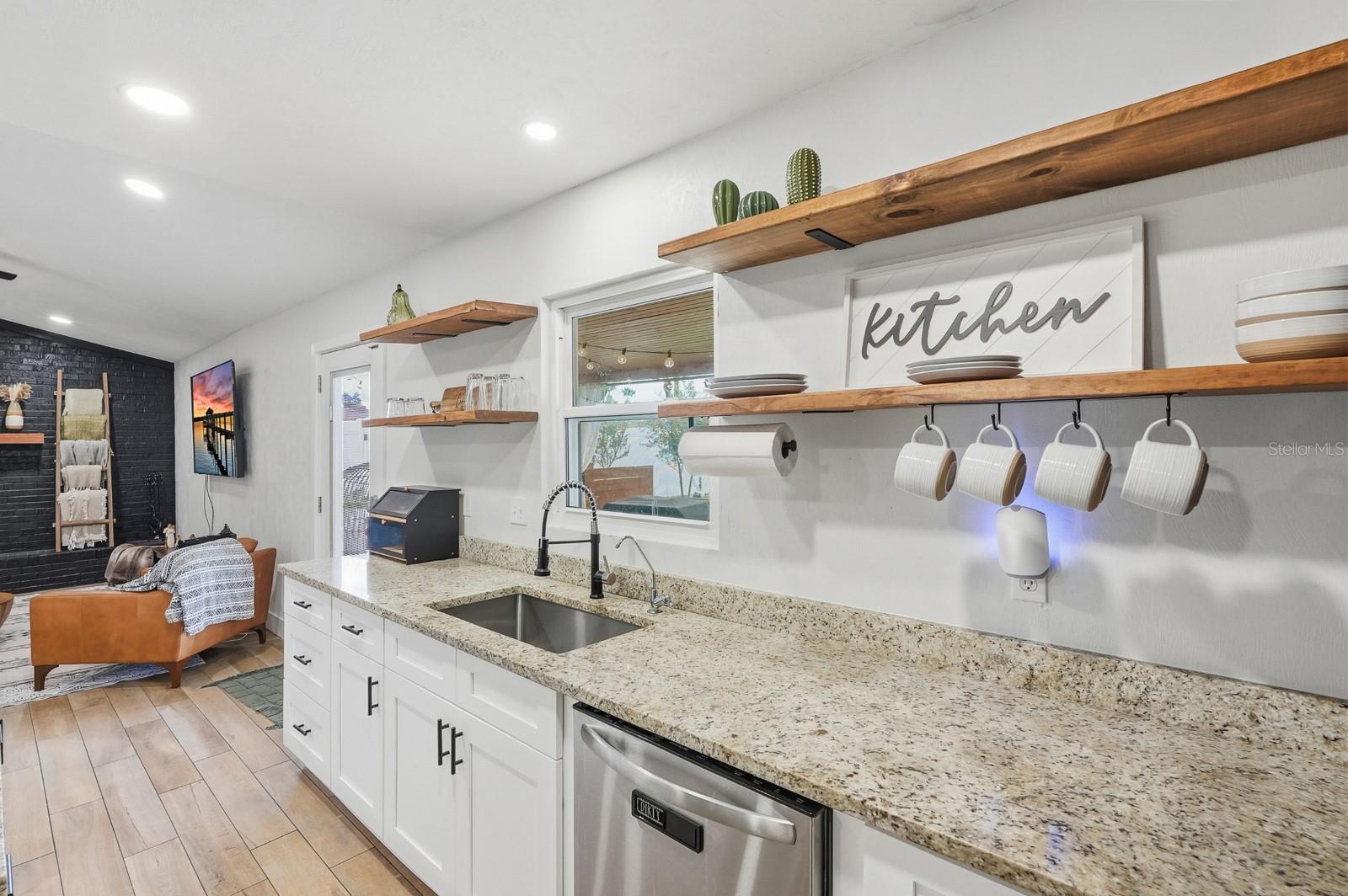 Image 18 of 59 For 715 Kristina Court