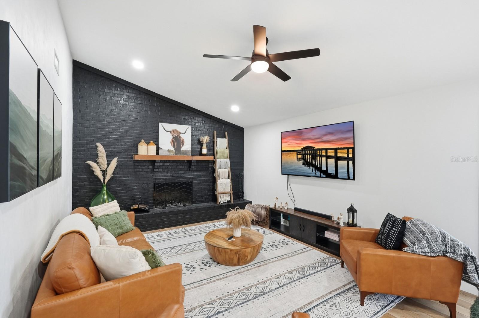 Image 24 of 59 For 715 Kristina Court