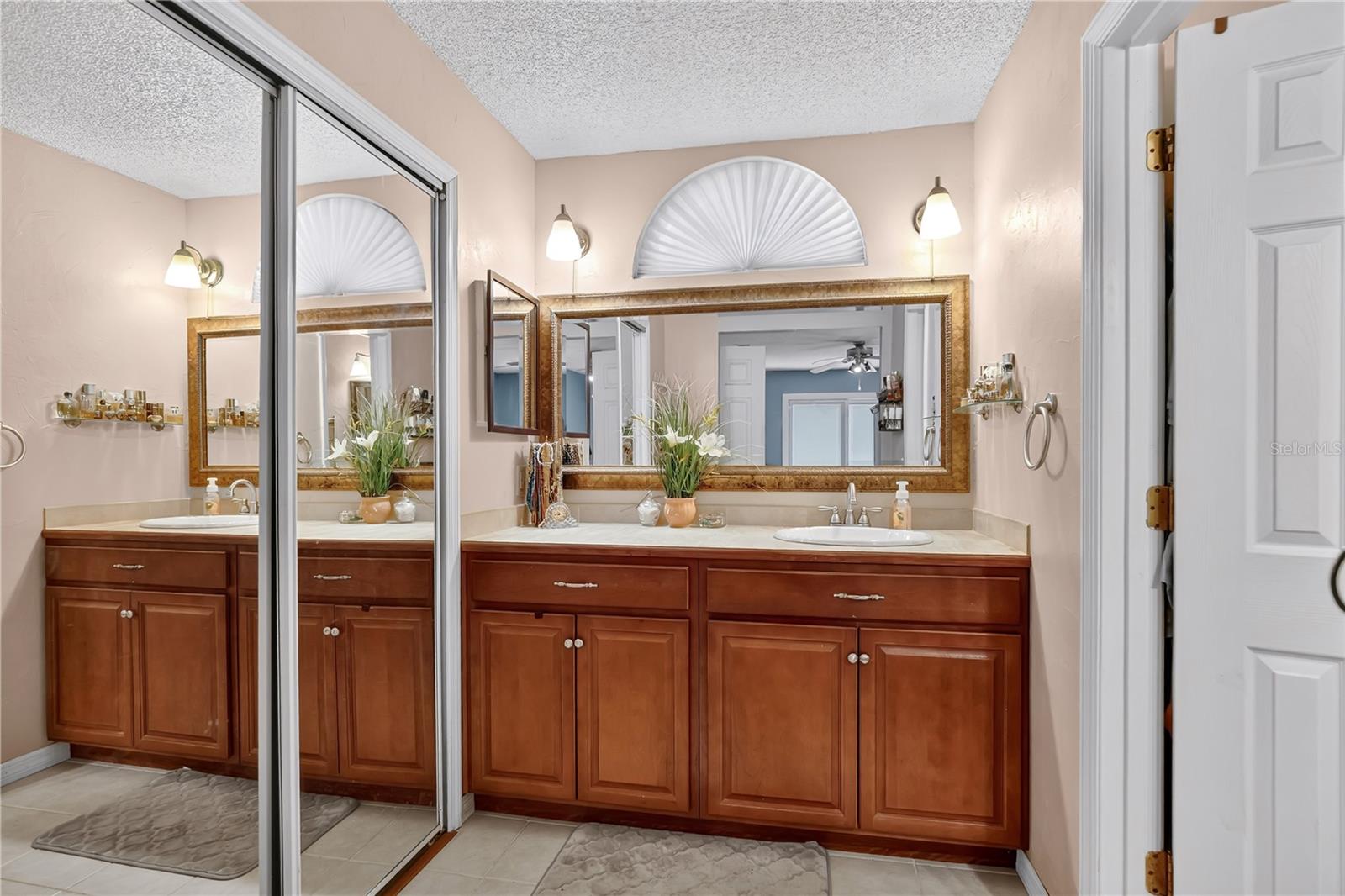 Image 20 of 35 For 3070 Sixma  