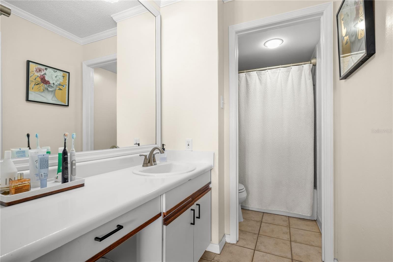 Image 13 of 24 For 3211 Swann Avenue 408