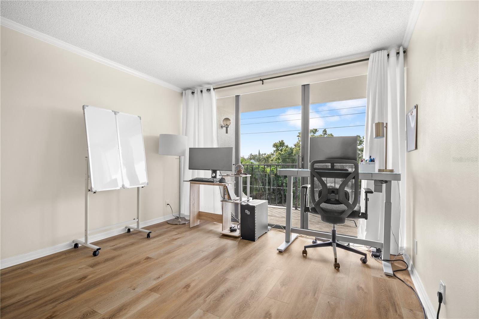 Image 17 of 24 For 3211 Swann Avenue 408